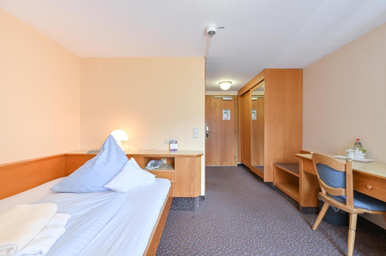 Hotel Weinbauer Швангау Экстерьер фото